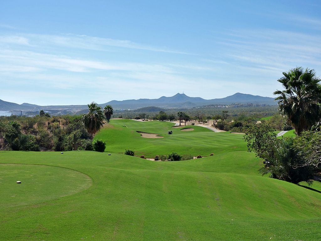 10th Hole at Cabo Real Golf Club (521 Yard Par 5)